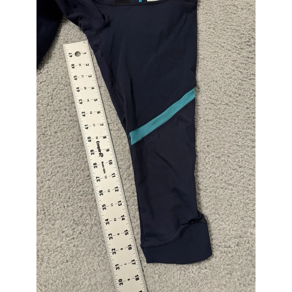 Lululemon Core Kicker‎ Crop Leggings 4 Workout Yoga Gym - Picture 3 of 9